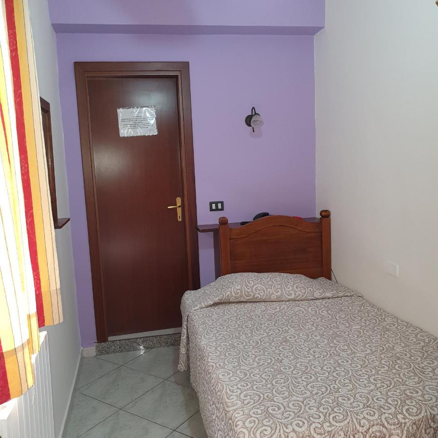 Hotel Caribe Casalnuovo Di Napoli Eksteriør billede